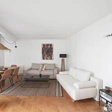 Le Charme Parisien A Deux Pas De Montmartre Appartamento