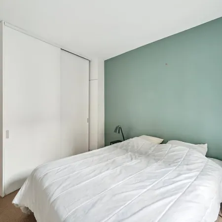 Le Charme Parisien A Deux Pas De Montmartre Appartamento Parigi