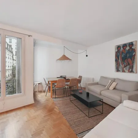 Appartamento Le Charme Parisien A Deux Pas De Montmartre *